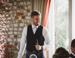 How to nail your wedding speech