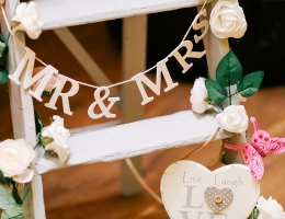 Saving money on your wedding day